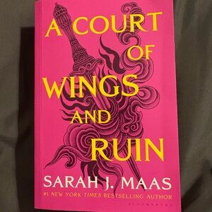 A Court of Wings and Ruin Book